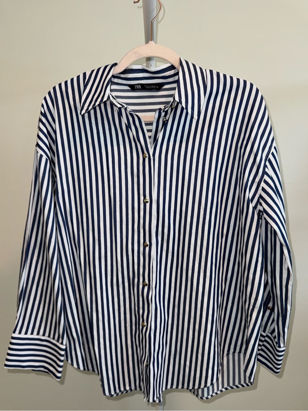 Zara Women’s Vertical Navy and White Striped Button-Down Shirt size S